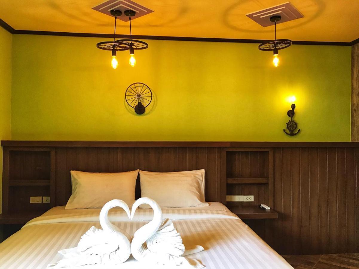 Hotel Mangrove House Lanta Old Town Ko Lanta Exterior foto